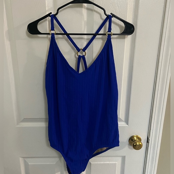 22) Wide Ribbed Ring Medium Coverage One Piece Swimsuit - Kona Sol™ NWT SZ large - Picture 5 of 6